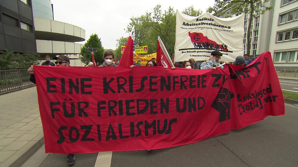 Foto: Die Jugendpartei der Linken auf einer Demonstration in Saarbrücken