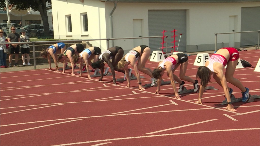 Foto: Leichtathleten vor dem Start