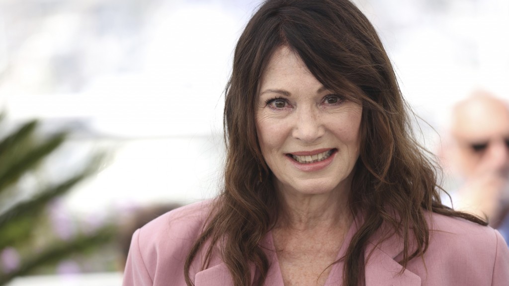 Die deutsche Schauspielerin Iris Berben in Cannes
