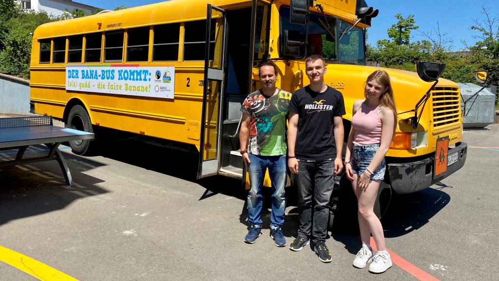 Schüler und Schülerinnen der mit dem Fair-Trade-Award ausgezeichneten Ganztagsgemeinschaftsschule Neunkirchen