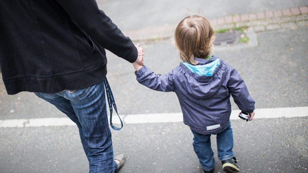 Foto: Eine alleinerziehnde Mutter mit ihrem Kind