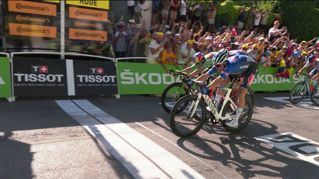 Foto: Auf der Zielgeraden bei der 15. Etappe der Tour de France