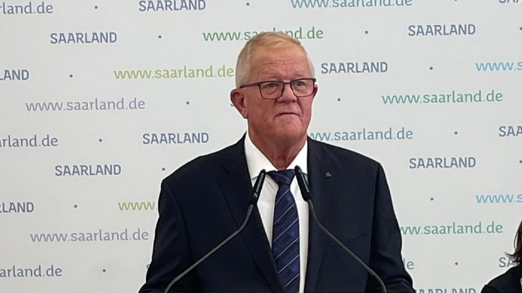Der ehemalige Bergkapellen-Chef Hans Georg Schmitt bekommt Bundesverdienstkreuz für seine Verdienste um die Pflege der bergmännischen Kultur 