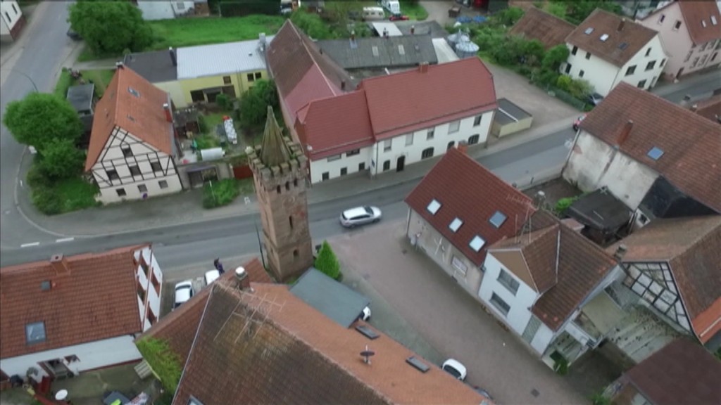 Foto: Dorfmitte von Kirkel aus der Vogelperspektive