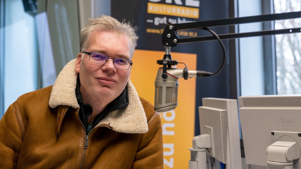Oliver Strauch im SR 2-Studio