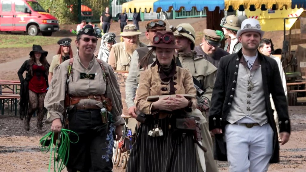 Besucher des Fark-Festivals
