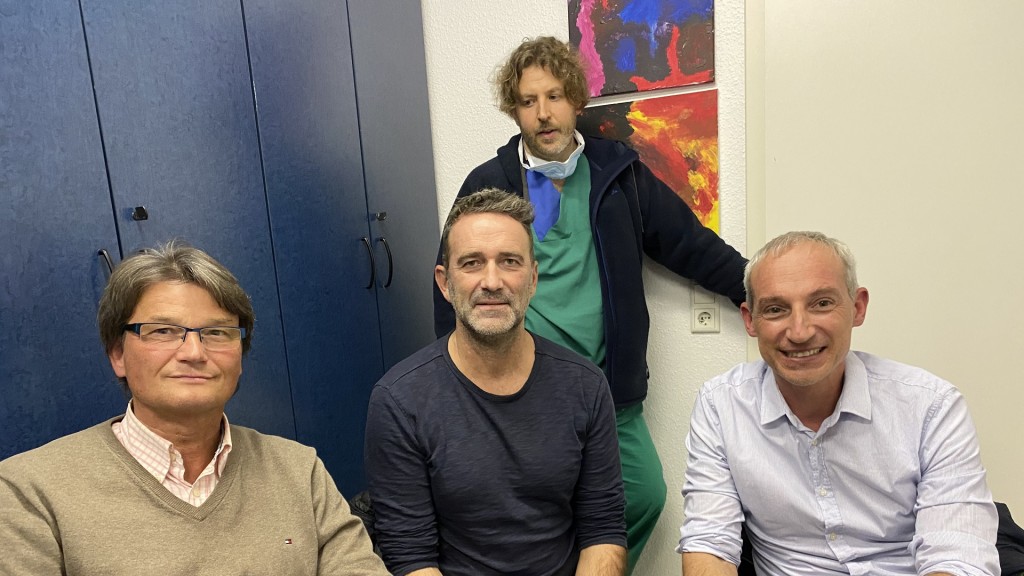 Belegärzte Dr. Roland Kuppig, Dr. Andreas Lauer, Dr. Alexander Kristen, Dr. Erik Reus (hinten)