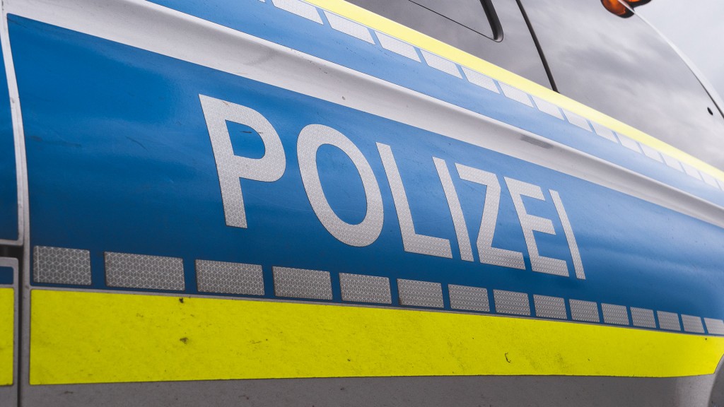 Foto: ein Polizeiauto von der Seite