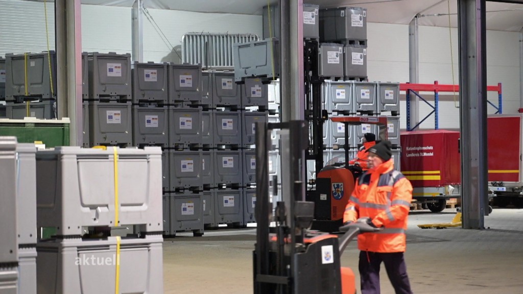 Foto: Mitarbeiter von Hager bei der Arbeit