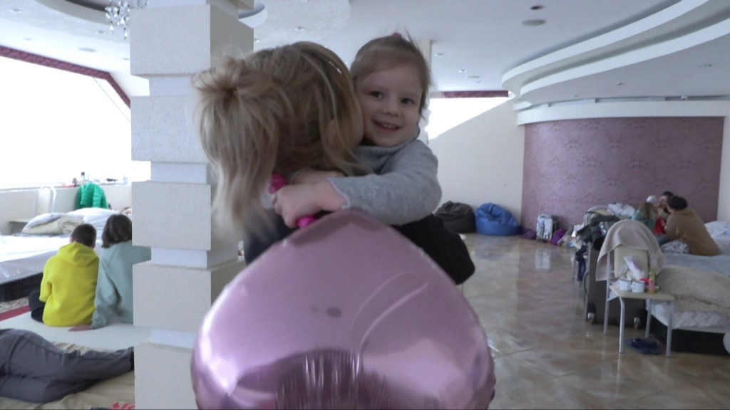 Foto: Ukrainische Mutter mit ihrer Tochter