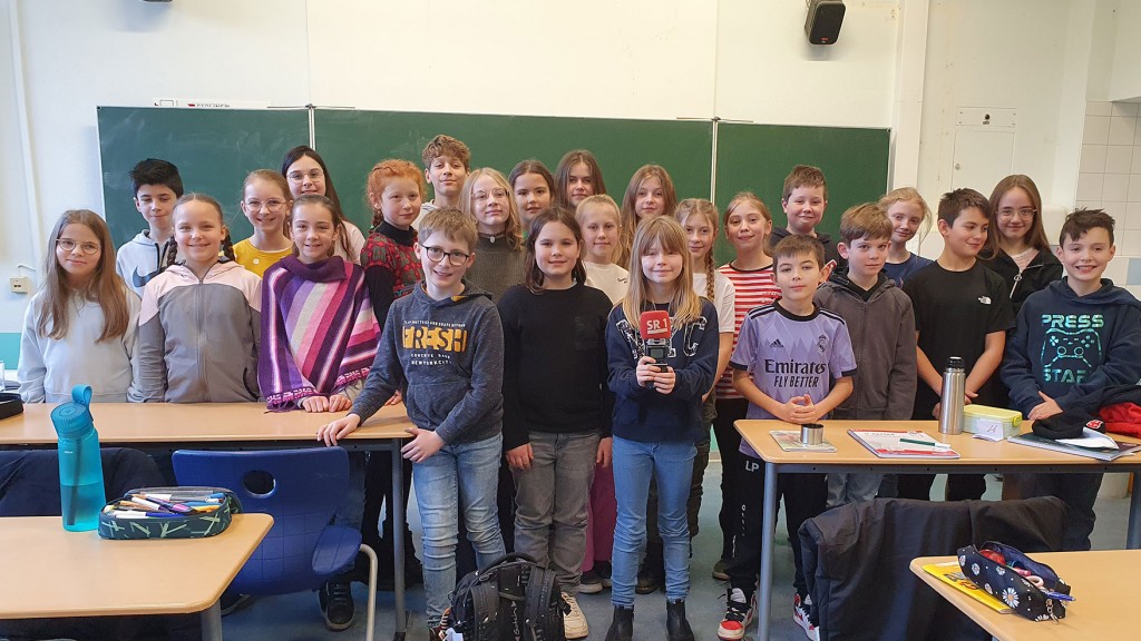Schülerinnen und Schüler der Klasse 5b des Peter-Wust-Gymnasiums Merzig