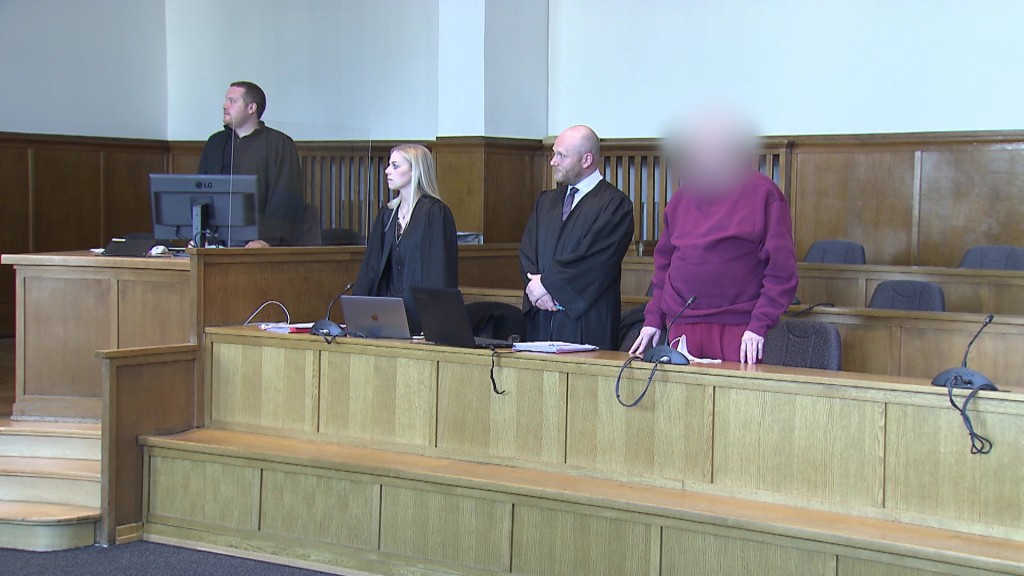 Im Gerichtssaal während des Prozesses um einen St. Ingberter Pahtologen