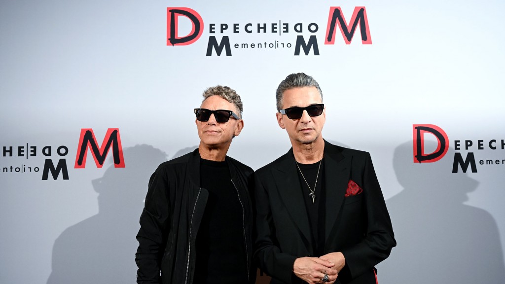 Die Musiker Martin Gore (l) und Dave Gahan der britischen Band Depeche Mode 