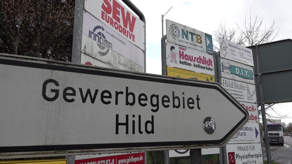 Foto: Schild mit der Aufschrift: Gewerbegebiet Hild