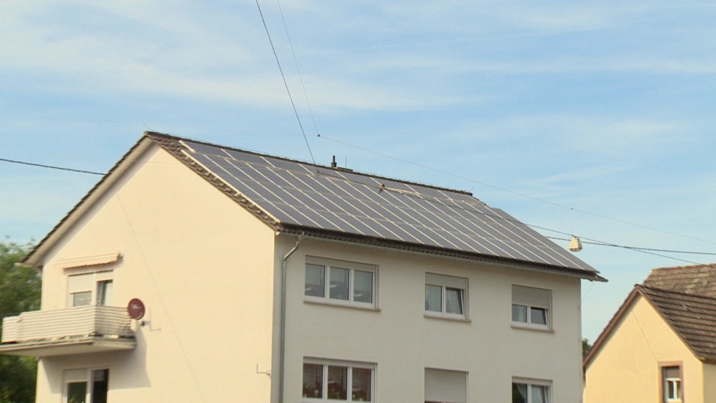 Eine Photovoltaik-Anlage auf einem Wohnhaus