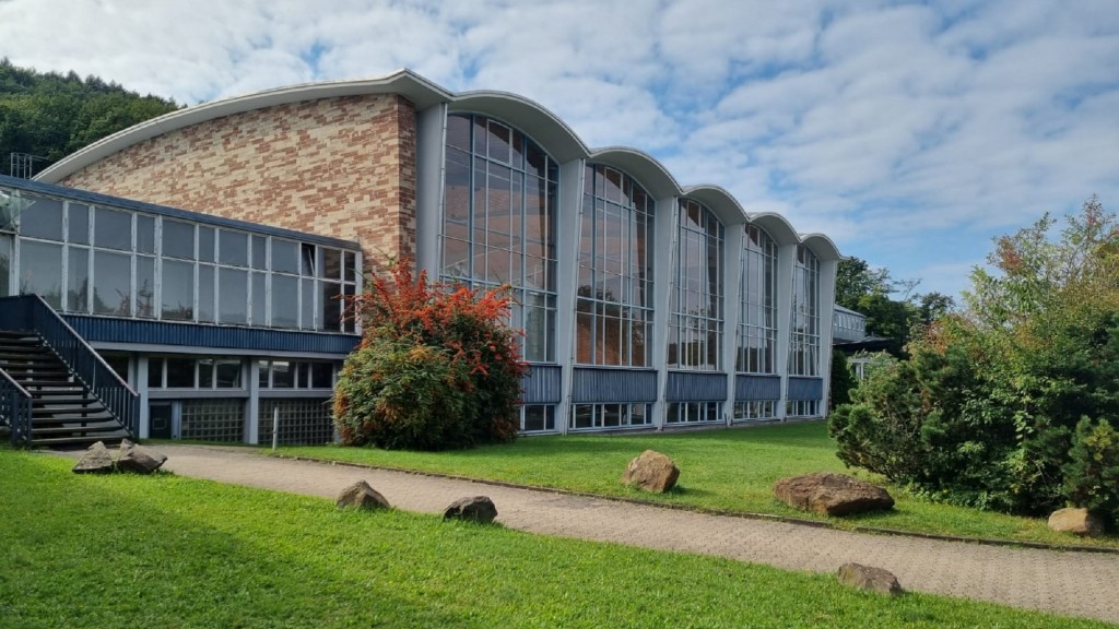 Halle 44 der Hermann Neuberger Sportschule in Saarbrücken