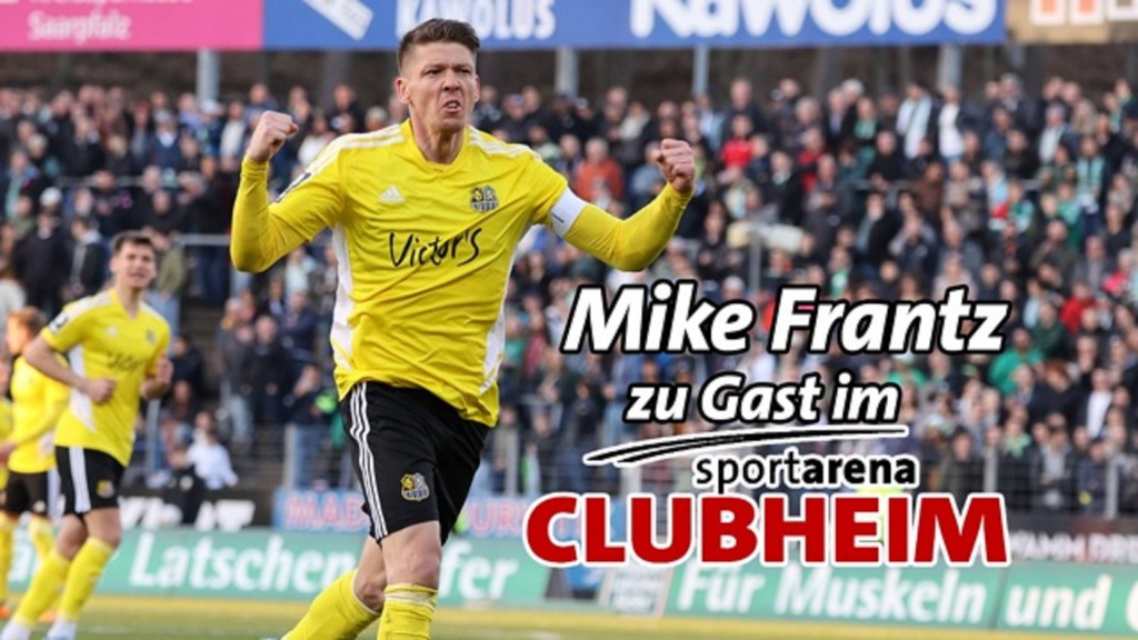 Foto: Mike Frantz jubelt auf dem Spielfeld. Über dem Bild liegt der Schriftzug 