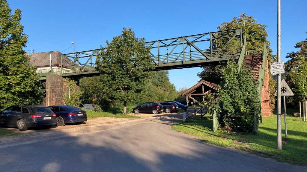 Verwaiste Brücke in Wustweiler