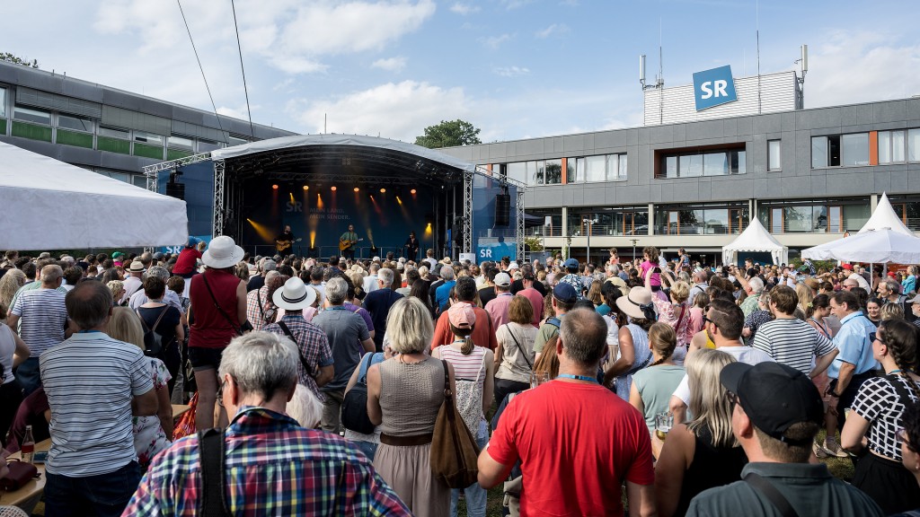 Foto: Milow beim Tag der offenen Tür