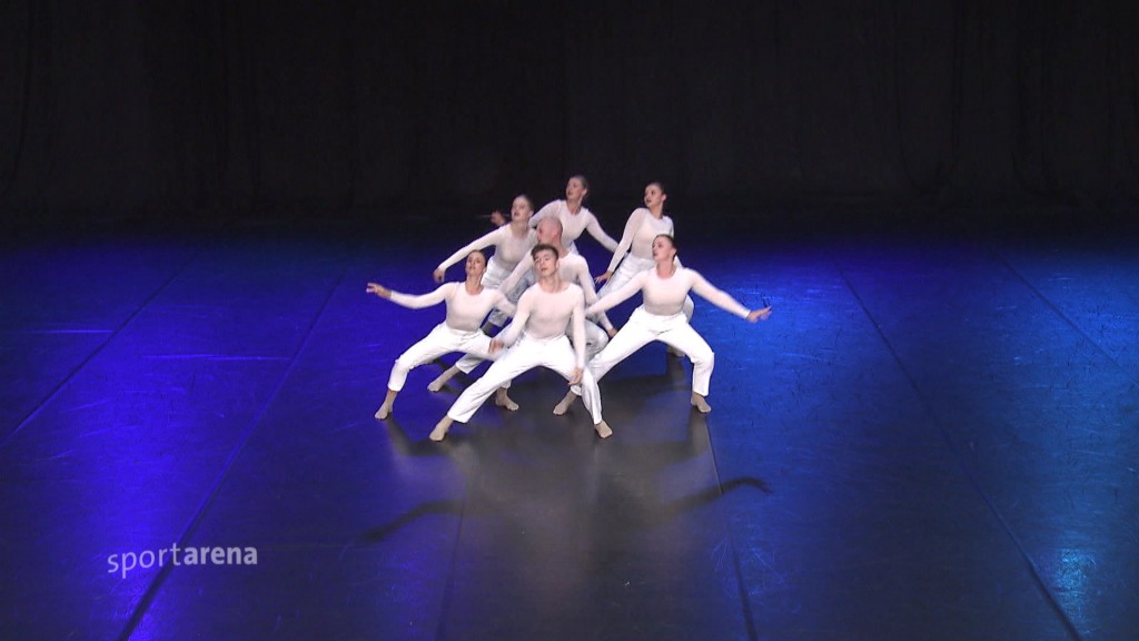 Foto: Tanzgruppe bei Jazz- und Modern Dance-Meisterschaft