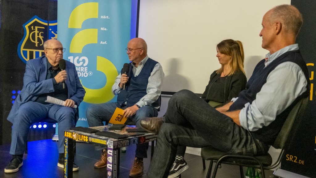 Podiumsdiskussion 100 Jahre Radio 