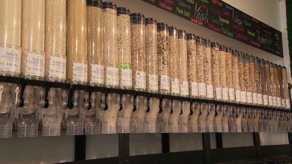 Foto: Körner und Getreide zum selbst abfüllen in einem Unverpackt-Laden