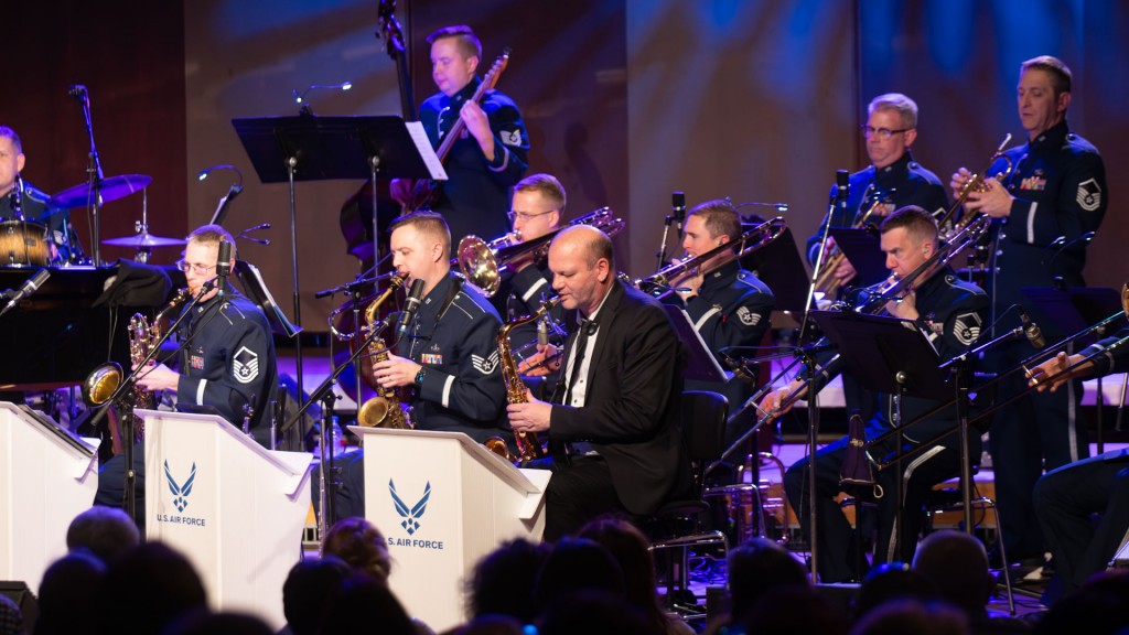 U.S Airforces in Europe Band beim SR 3 Weihnachtskonzert am 15. Dezember 2023