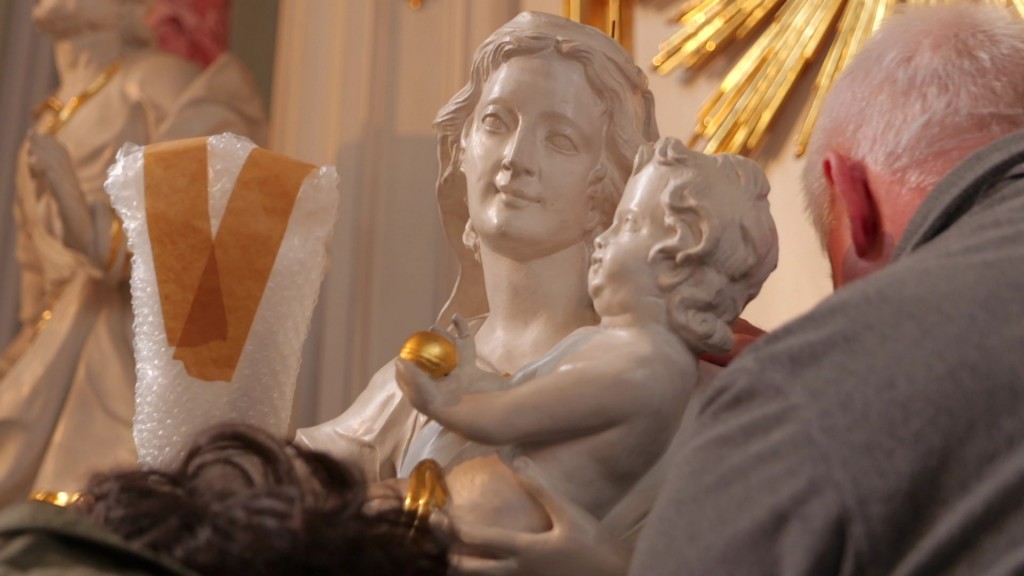 Foto: Statue Maria mit Jesus im Arm 