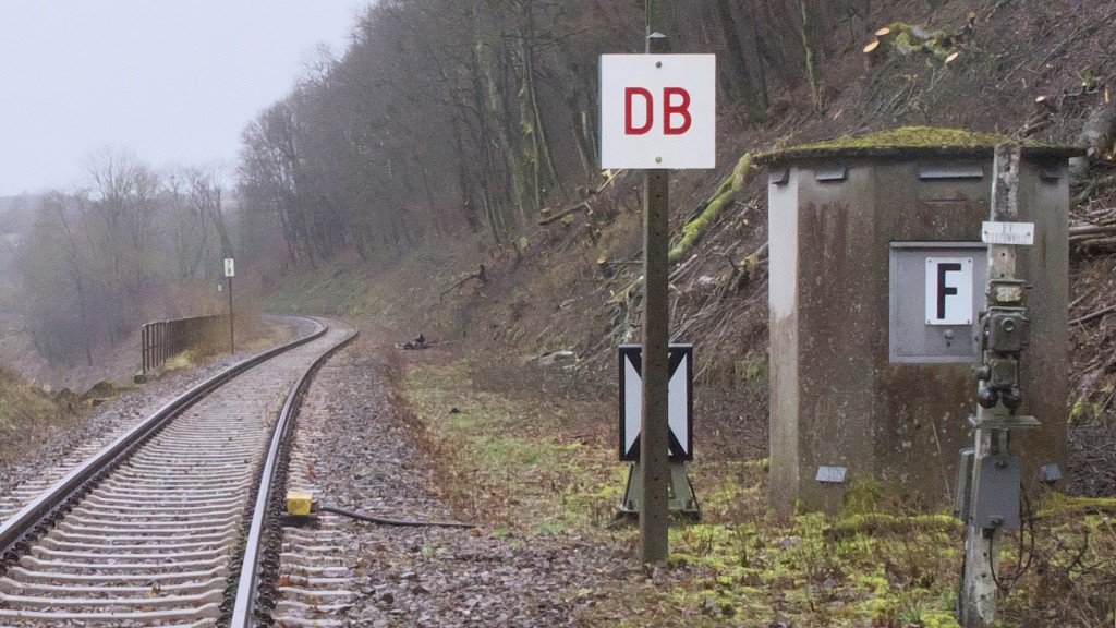 Bahngleise der Niedtalbahn 