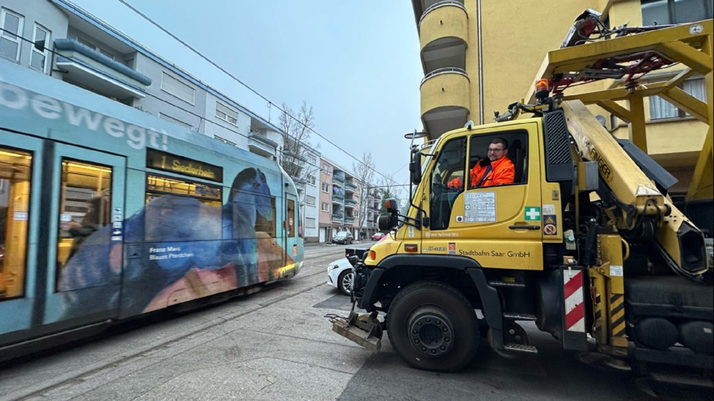 Der Winterdienst der Saarbahn