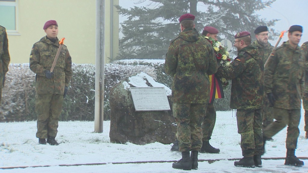 Foto: Soldatemn gedenken an Soldatenmord