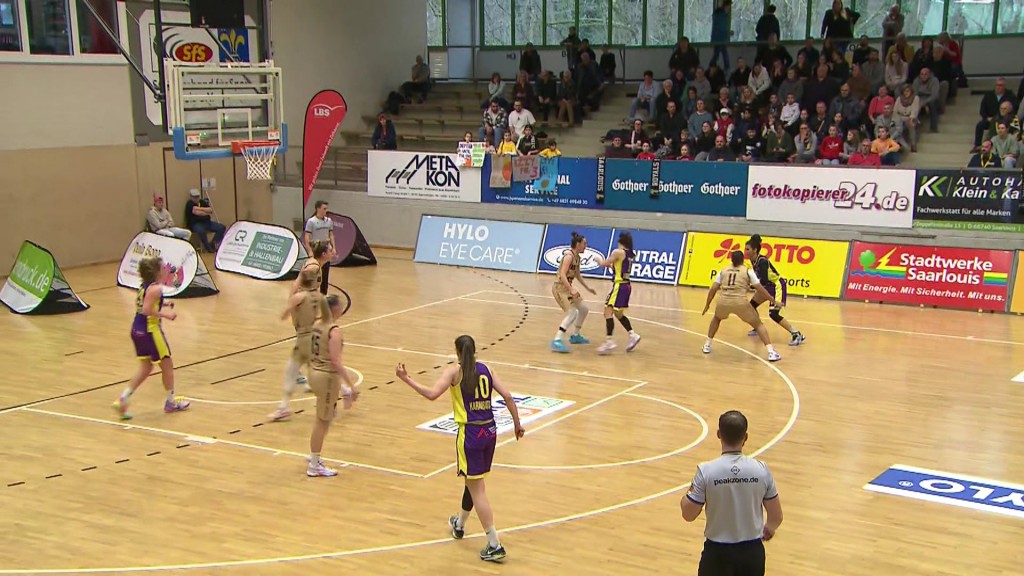 Foto: Saarlouis Royals verteidigt gegen Göttingen