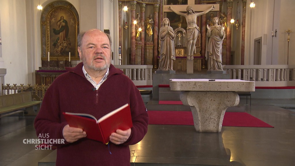 Foto: Pfarrer Matthias Marx in einer Kirche