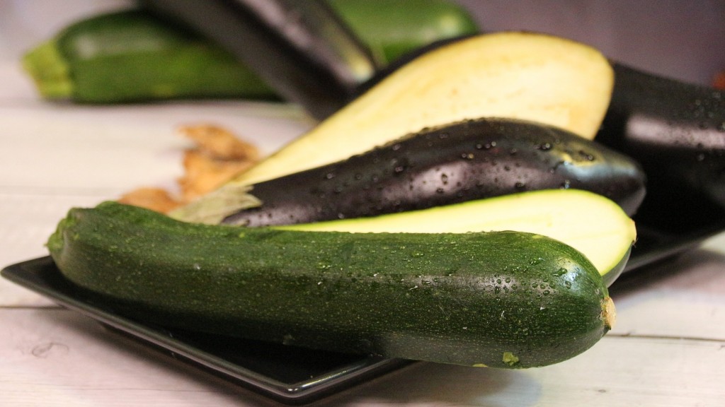 Gemüse: Zucchini und Aubergine