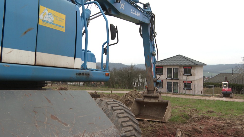 Foto: Bagger in Neubaugebiet