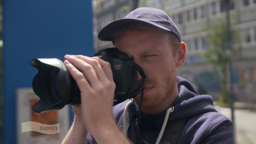 Foto: Daniel Roschy mit Kamera