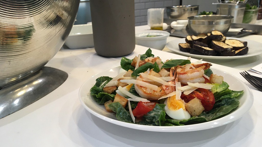 Römersalat mit Garnelen