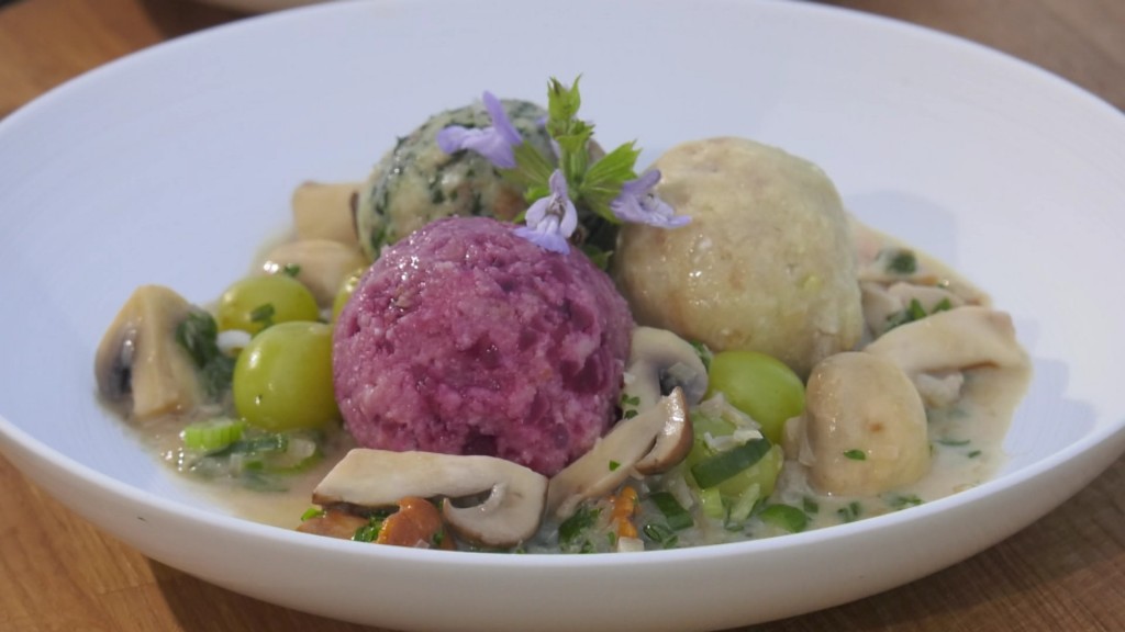 Foto: Bunte Knödel mit Saarbrücker Pilzen