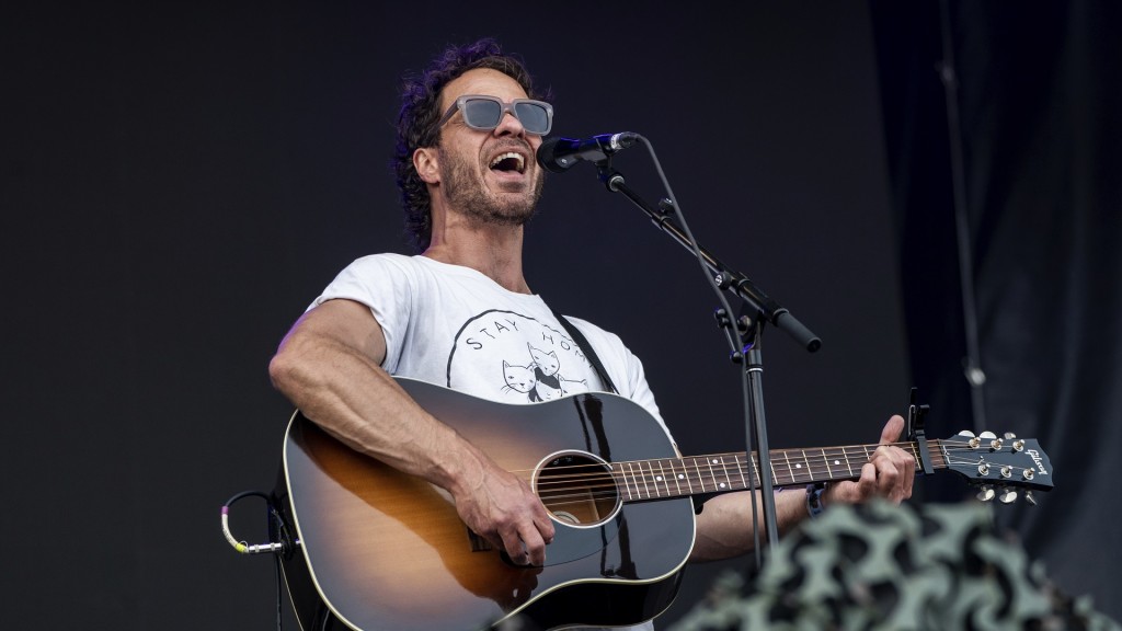 Amos Lee beim Railbird Music Festival am 4. Juni 2023 in Lexington