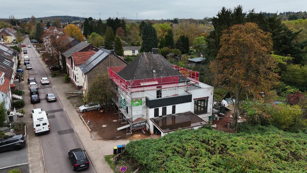 Foto: Die Stadtvilla von Simone und Lars wird seit etwa einem Jahr saniert.