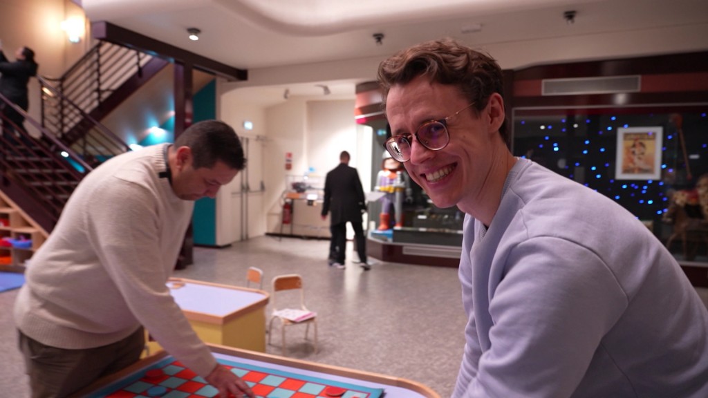 Foto: David Differdange im Spielzeugmuseum 