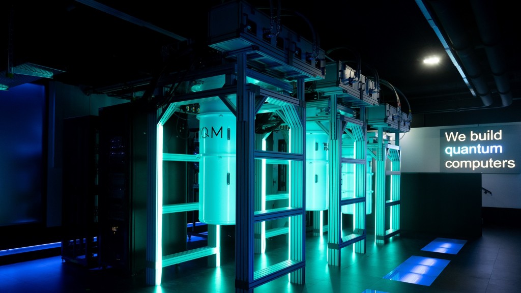 Foto: Quantentechnologie. Quantencomputer des Start-ups IQM Germany stehen in einem Rechenzentrum.