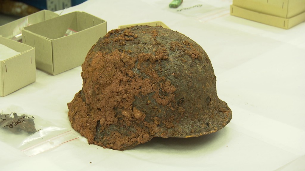 Foto: Alter Helm eines Wehrmachtssoldaten