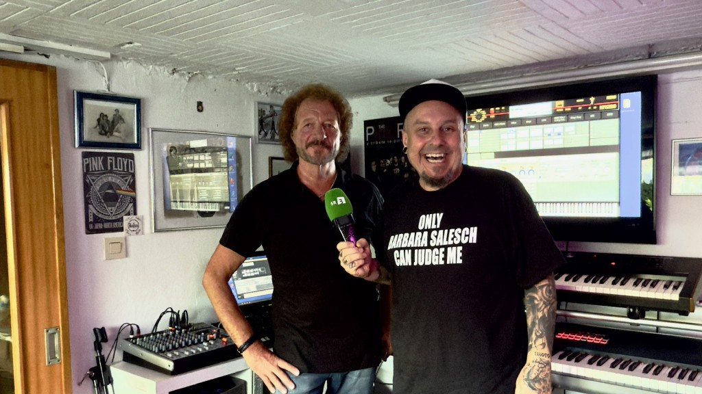 Freaky Jörn mit dem Keyboarder Karl-Heinz-Luther von der Tribute-Band: Pink Floyd Project 