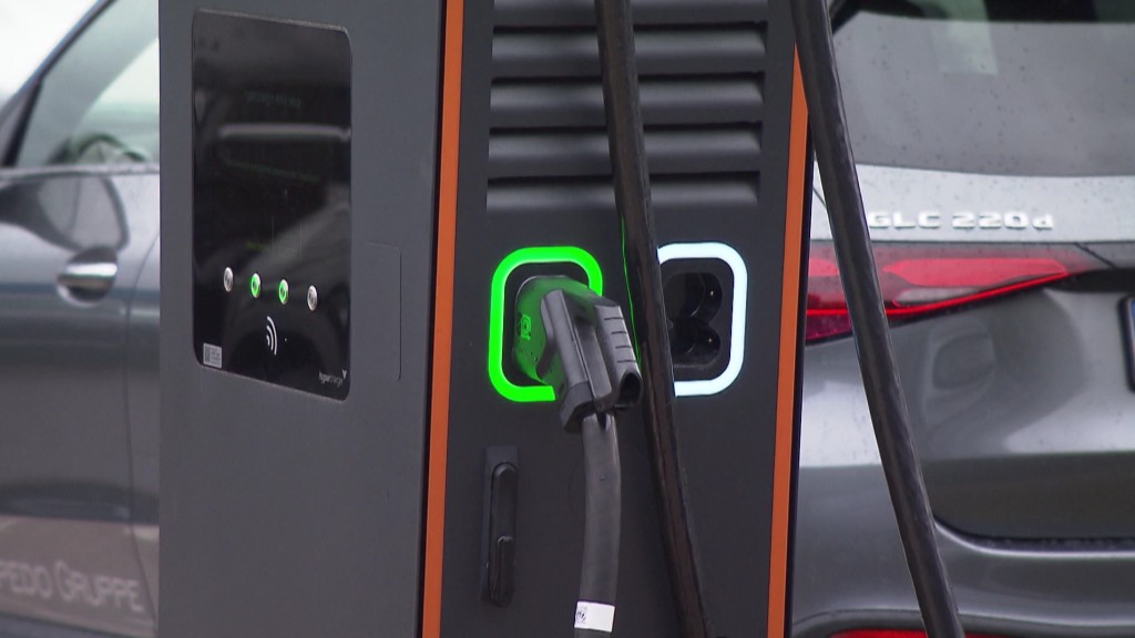 Foto: Foto: Eine Ladestation für Elektro- und Hybridautos