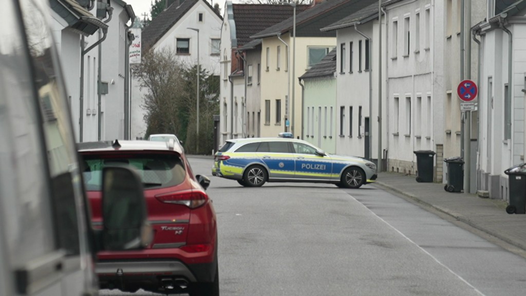 Foto: Polizeiauto im Einsatz in Bexbach