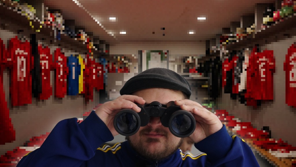 Foto: Clubheimtester Robin in einer Fußballkabine