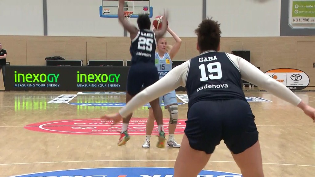 Foto: Die Royals feiern klaren Heimsieg gegen Eisvögel Freiburg