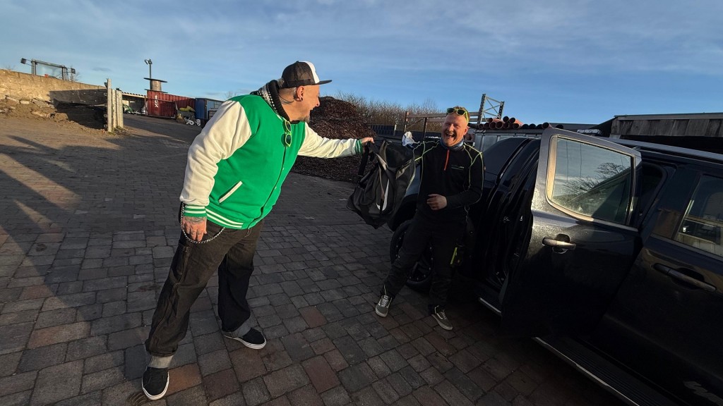 Freaky Jörn beim Gartenlandschaftsbau