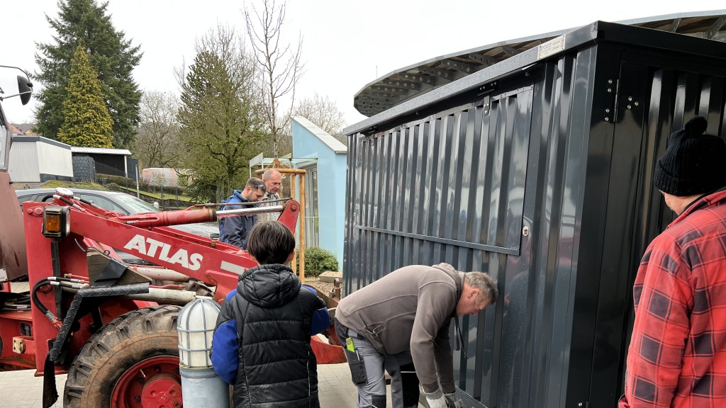 Aufbau des Büdchens auf der Münchwies
